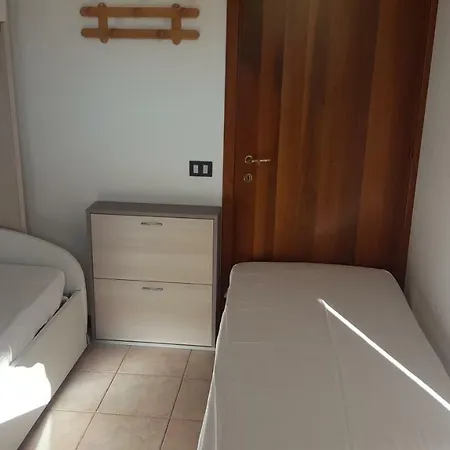 Lägenhet Michele Tre Piscine Caraibiche Desenzano del Garda